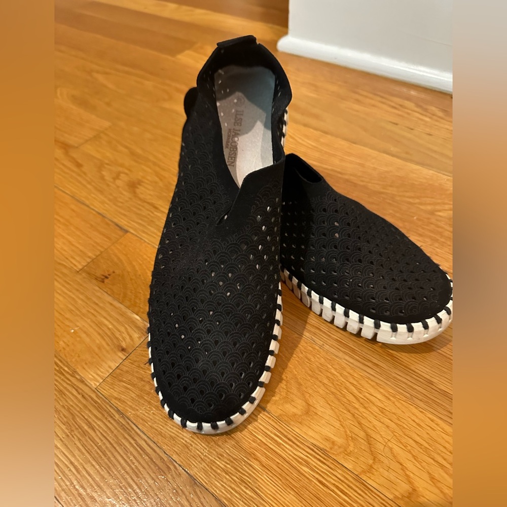 Black Ilse Jacobsen Slip-On cut out Shoes